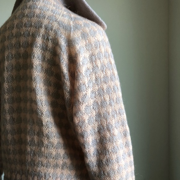 Beautiful Vintage 1970s 70s Hand-knit Mohair Cardigan Sweater - Picture 2 of 5